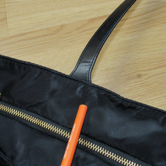 Marc Jacobs Wingman Nylon Tote Bag Black 18x12 - Picture 6 of 7